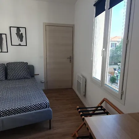 Bel Neuf Lumineux Apartment